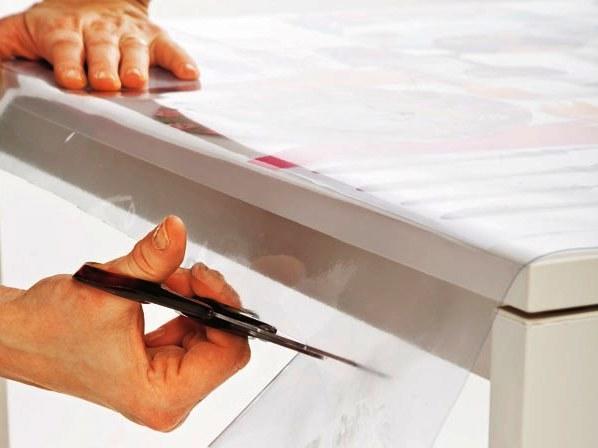 ПВХ пленка на стол для защиты столешниц