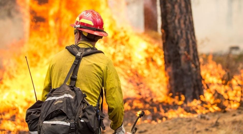 Огнестойкие ткани и материалы: виды, области применения