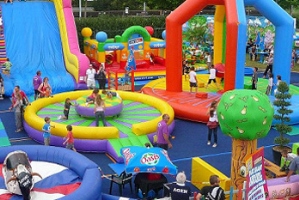 детские игровые комплексы их материалов с ПВХ покрытием