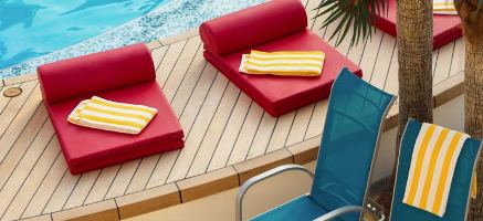 подушки из акриловой ткани