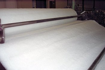 Синтепон нетканый материал, вес 200 гр/м2, Россия